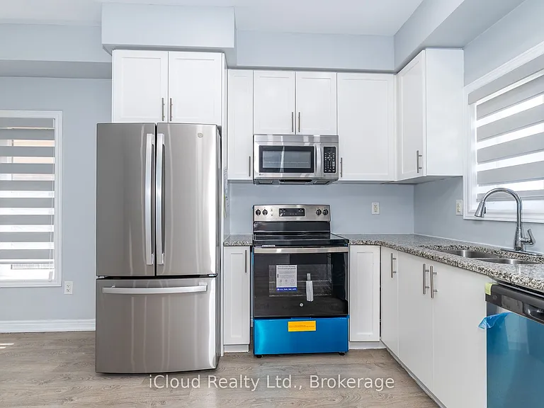 113 Echovalley Dr — Photo 11