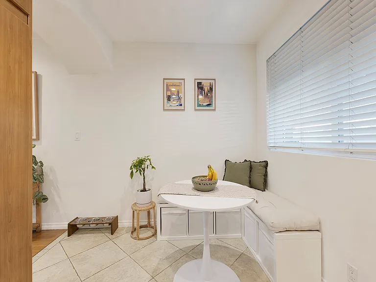 12803 Bloomfield St #2 — Photo 17