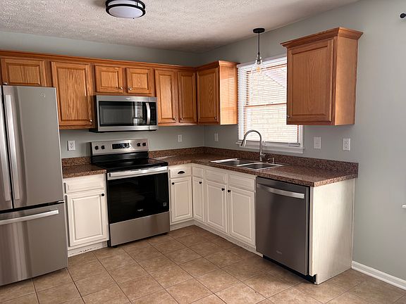 4th image of 103 Wildwood Ct