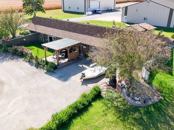 1627 E 950th Rd, Tonica, IL 61370