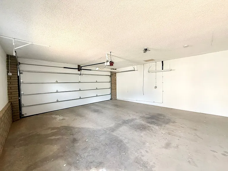 8411 E Sommer Dr — Photo 14
