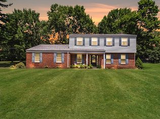 141 Clover Ln, Gibsonia, PA 15044