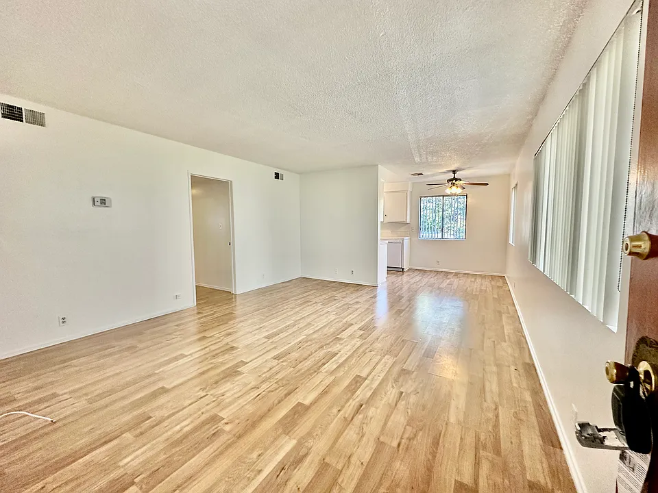 4325 Dixie Canyon Ave #1