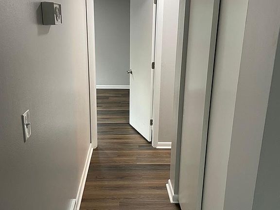 4th image of 211 Tionda Dr S #4
