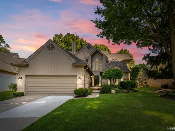 38214 French Pond, Farmington Hills, MI 48331