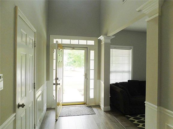 4th image of 2931 Cooper Woods Dr