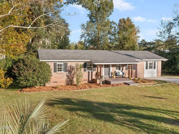 2994 Park St, Marianna, FL 32446