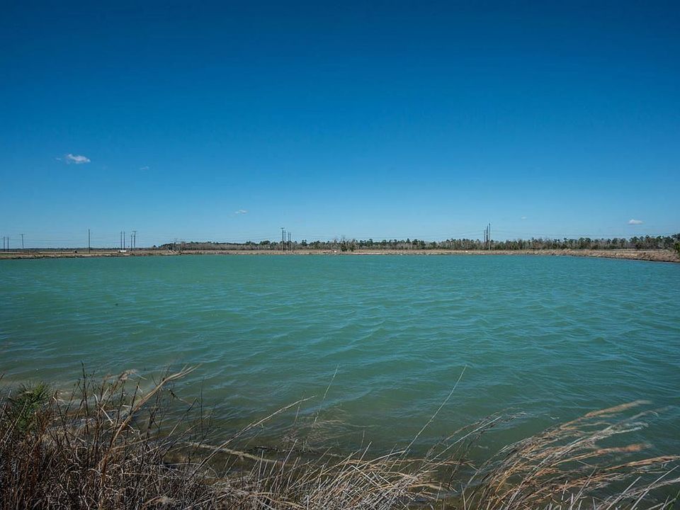 1st image of 3645 Town Lake Blvd