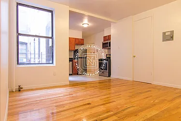 Rented by Nolita Group