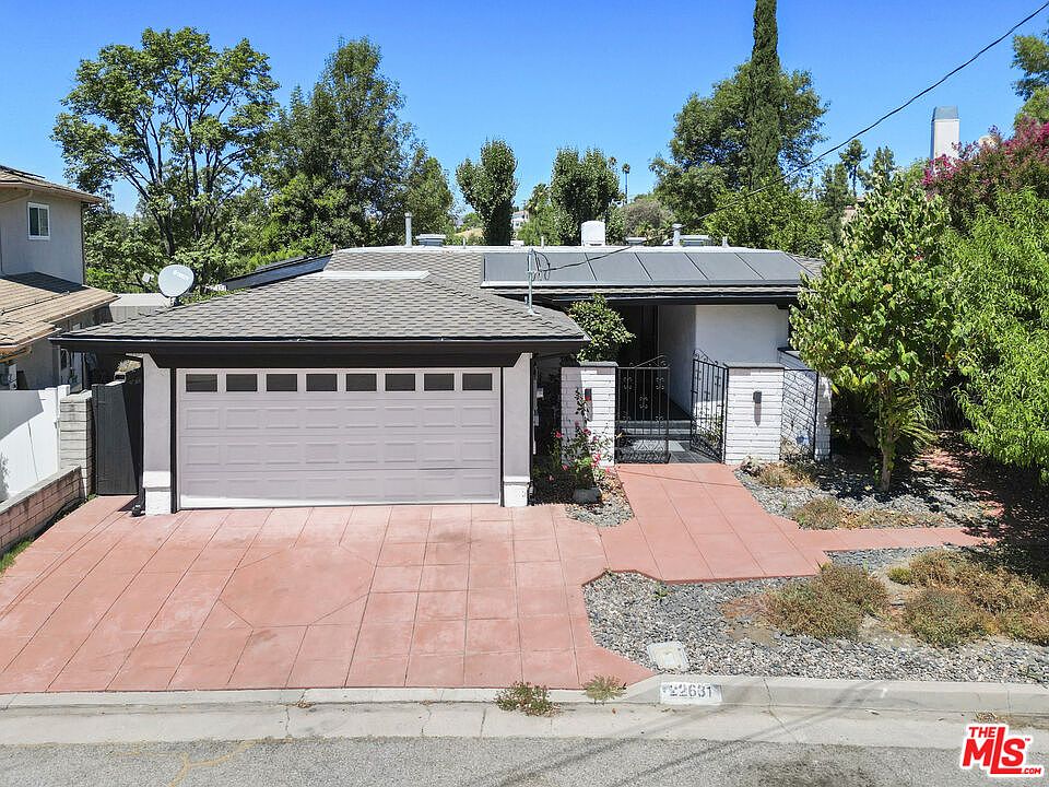 1st image of 22631 Cavalier St