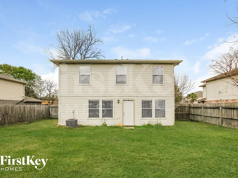 8114 Scarlet Tanager Dr — Photo 17
