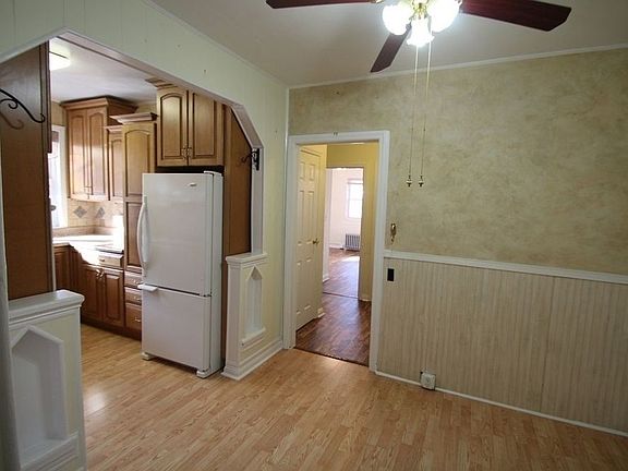 3rd image of 4152 39th Pl #2