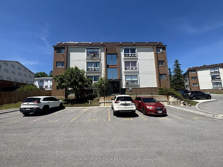47 Sumac St #14 — Photo 1