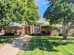 1724 Saint Andrews Dr, Clovis, NM 88101