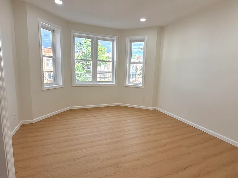 291 Avenue B #2 — Photo 6