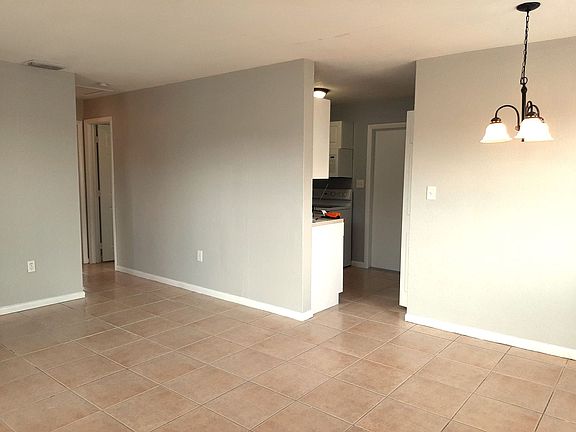 3rd image of 21440 Mallory Ave