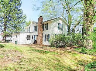 35 Hickok Ave, Bethel, CT 06801