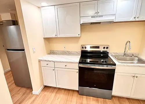 409 Temple St #B Photo 1
