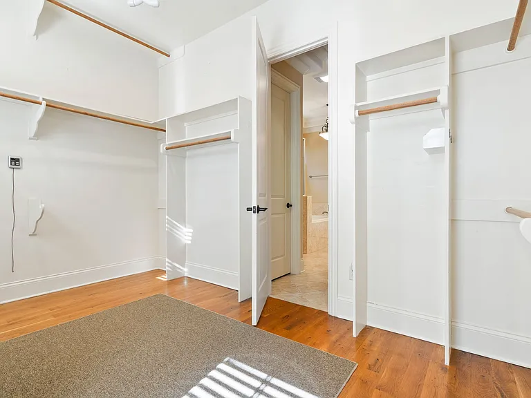 2686 Medina Ct — Photo 62