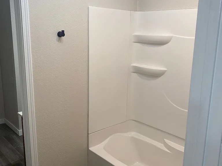 4866 Richmond Dr — Photo 14