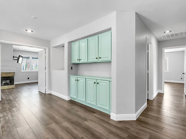 296 Doe Run Cir — Photo 179