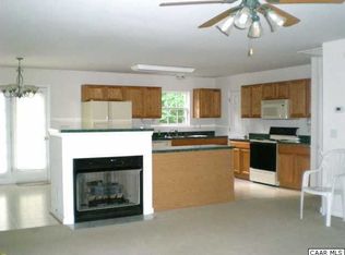 27 Possum Ln, Palmyra, VA 22963