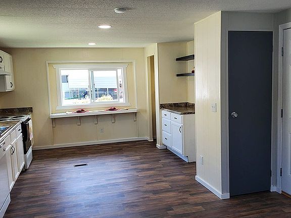 Kitchen has a pantry
