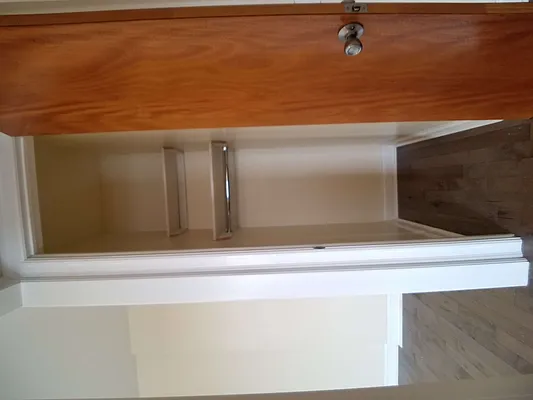 Rented by BRICK & GALO REALTY CORP | media 15