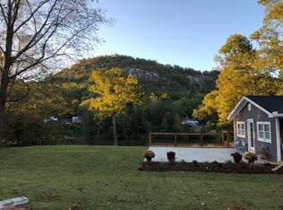 406 Big Rock Lake Rd, Pickens, SC 29671