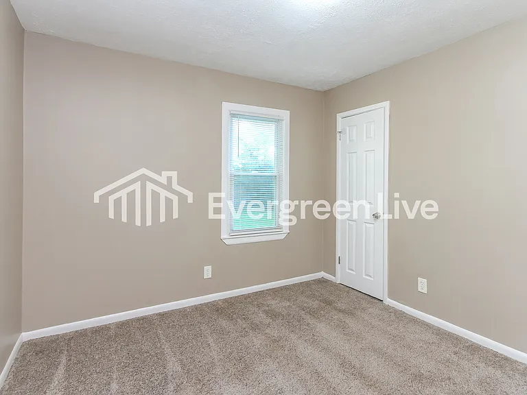 5309 E Sutton St — Photo 11