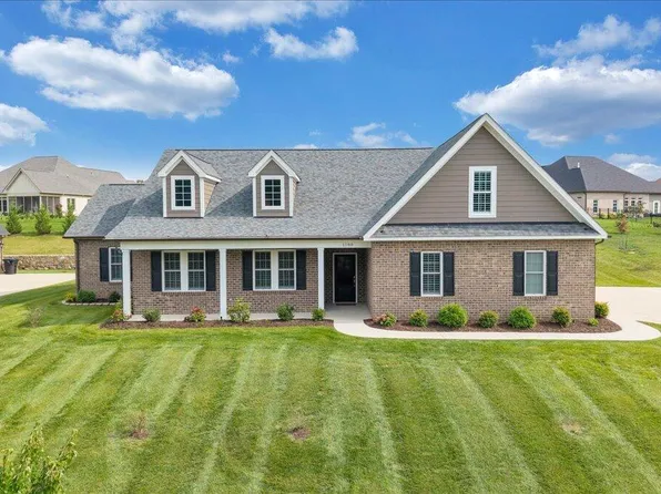 1180 Greenfield St, Daleville, VA 24083