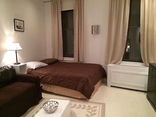 Rented by Keller Williams NYC | media 13