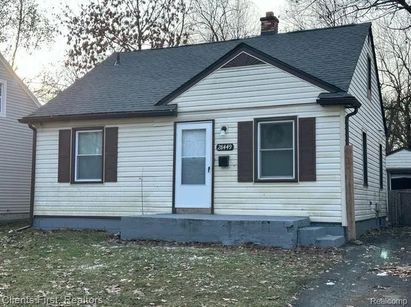 28449 Glenwood St, Inkster, MI 48141
