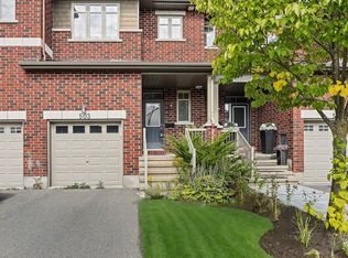 503 Knotridge St N, Ottawa, ON K1W0A8
