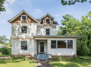 32 Tremont St, Asheville City, NC 28806
