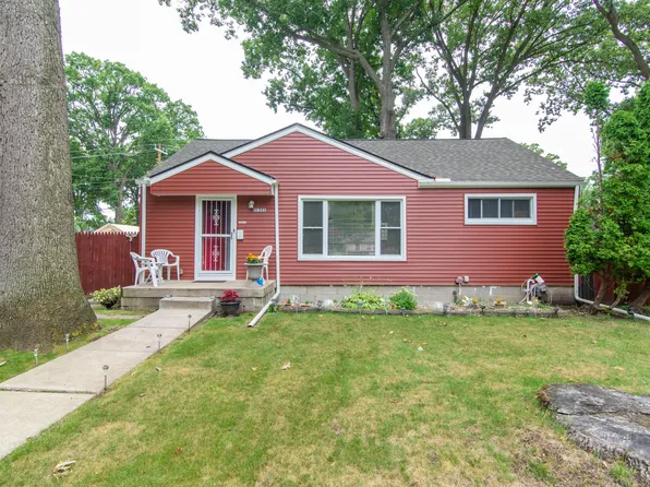 21221 Kipling St, Oak Park, MI 48237