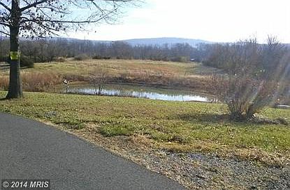 5th image of 85 Aspen Hill Dr