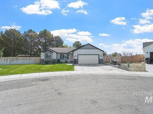 4035 N Blue Cascade Ct E, Buhl, ID 83316