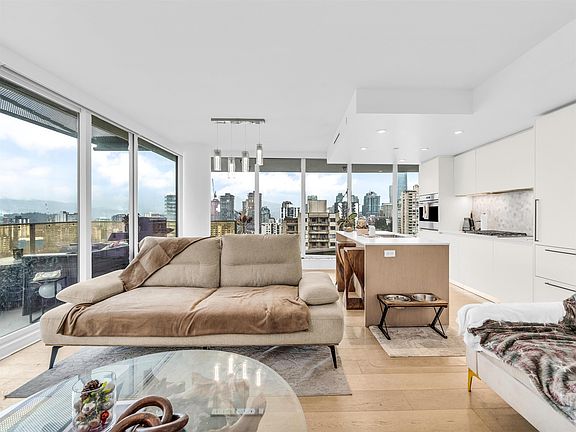 3rd image of 1365 Davie St #1401