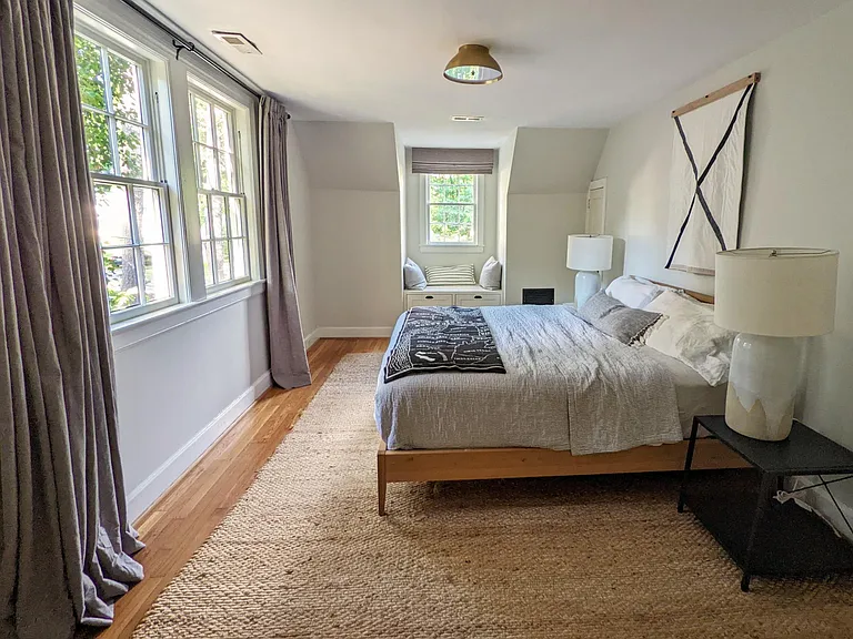 1421 Woodland Dr — Photo 20