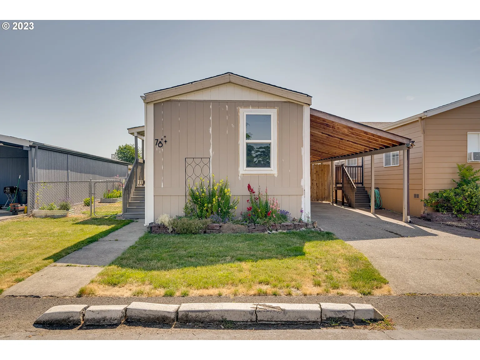 301 E Columbia Dr Unit 78 photo 1