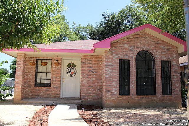 1st image of 127 Huerta St