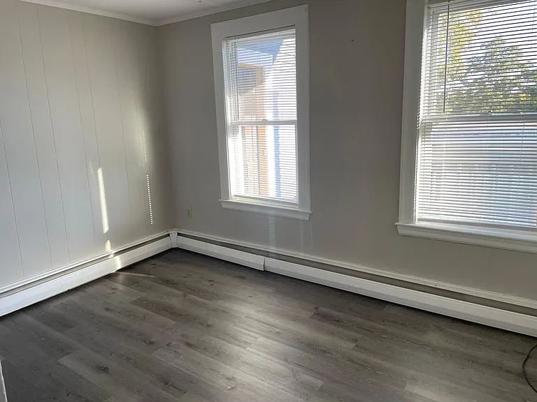270 Washington St #3R — Photo 8