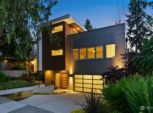 9247 47th Ave SW, Seattle, WA 98136