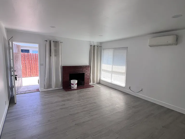 1829 Aileron Ave — Photo 7