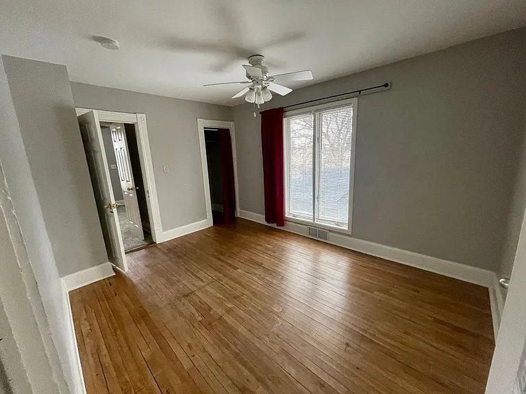 1772 Lafond Ave — Photo 15