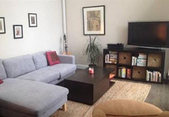 2nd image of 7 Crombie St Unit 17