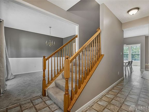 3rd image of 795 Settlers Walk Blvd