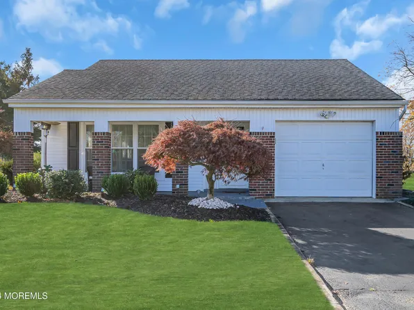 41 Sandhurst Street, Manchester, NJ 08759