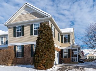 449 Nelson Dr, Geneva, IL 60134